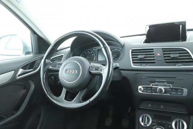 Audi Q3 image 8