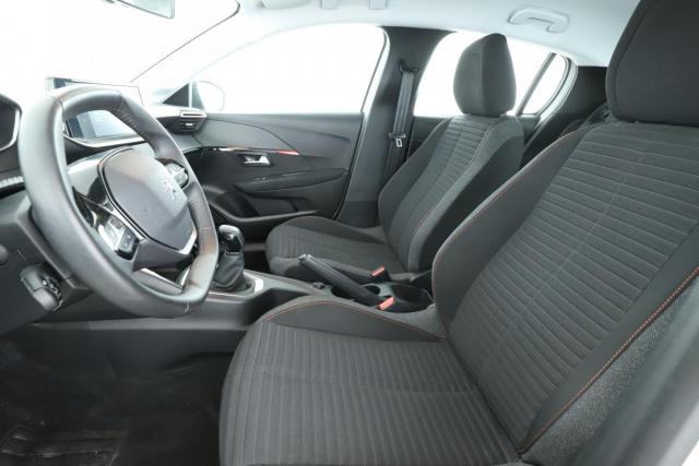 Peugeot 208 image 4