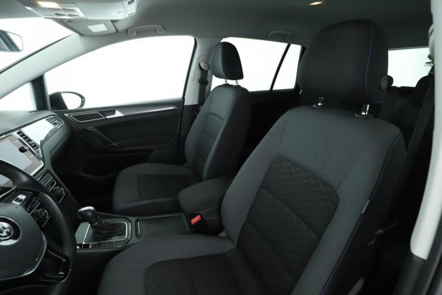 Volkswagen Golf Sportsvan image 4