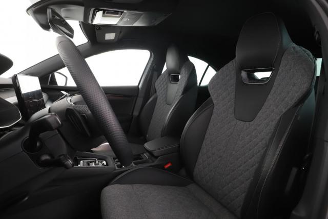 Skoda Octavia image 9