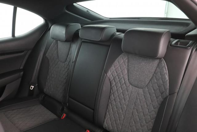 Skoda Octavia image 5