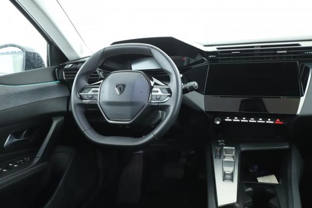 Peugeot 308 image 2
