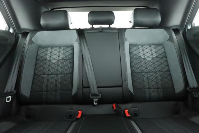 Volkswagen T-Roc image 6