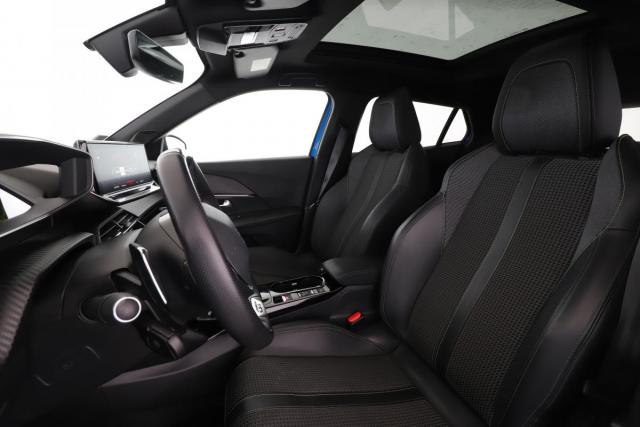 Peugeot 2008 image 1