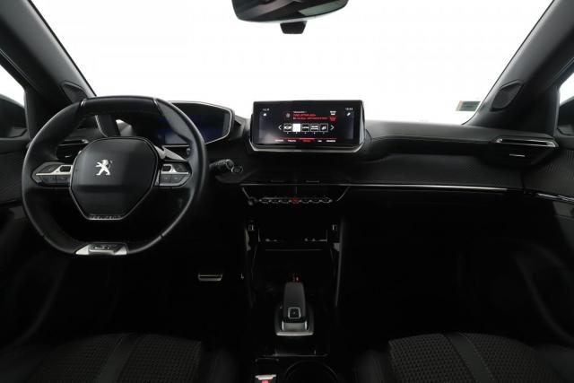 Peugeot 2008 image 8