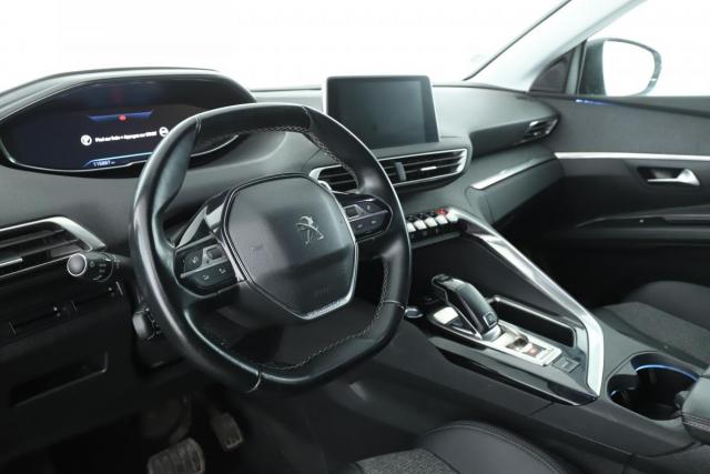 Peugeot 5008 image 9