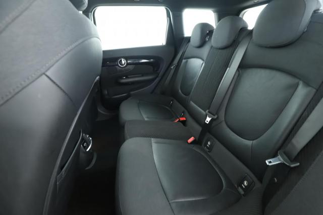 Mini Clubman image 5