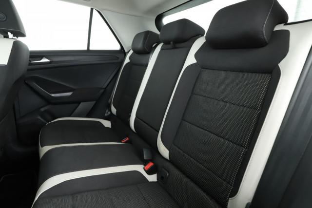 Volkswagen T-Roc image 1