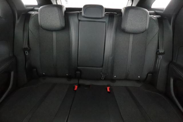 Peugeot 3008 image 1