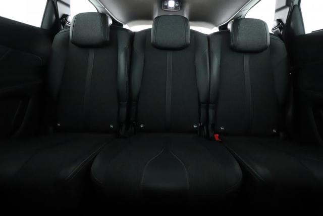 Peugeot 5008 image 4