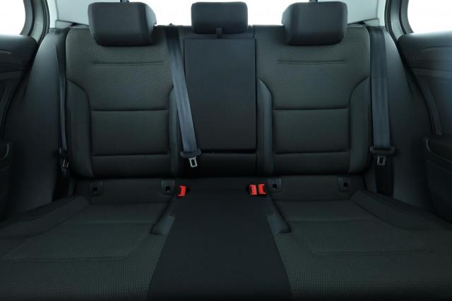 Volkswagen Golf image 1