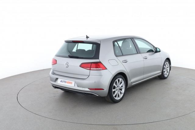 Volkswagen Golf image 4