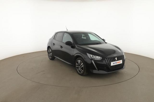 Peugeot 208 image 2