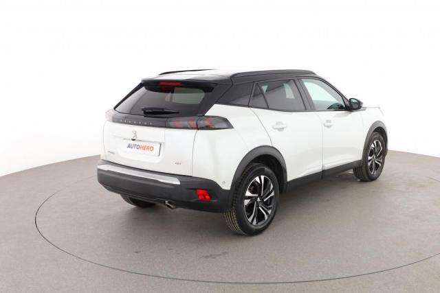 Peugeot 2008 image 3