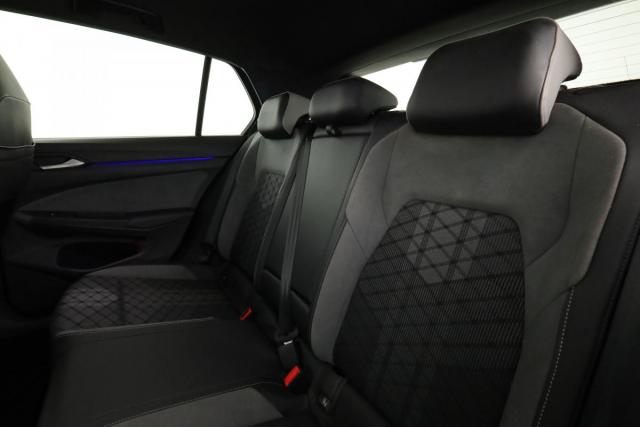 Volkswagen Golf image 6