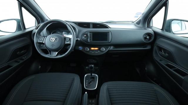 Toyota Yaris image 2