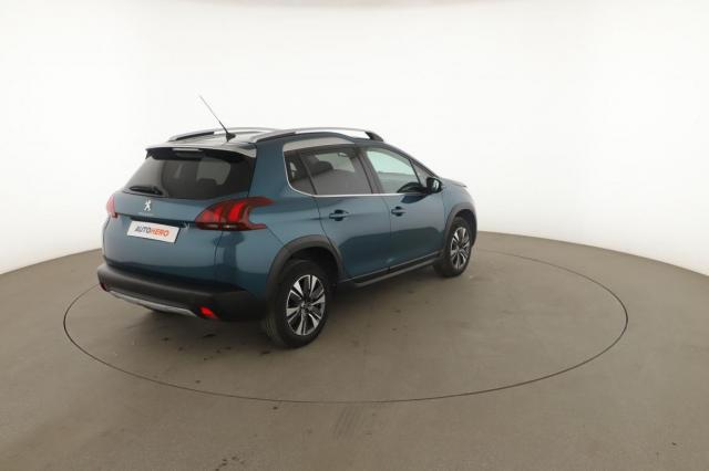 Peugeot 2008 image 4