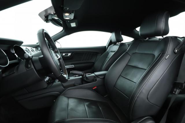 Ford Mustang image 2