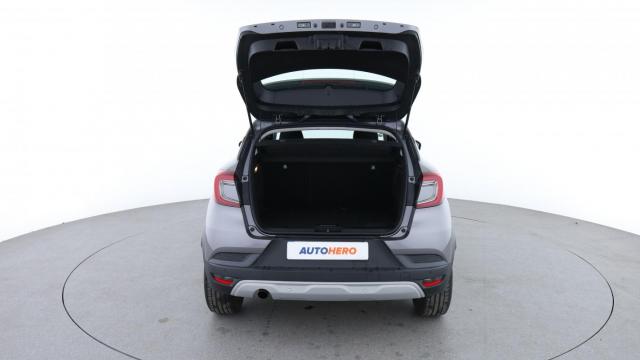 Renault Captur image 9