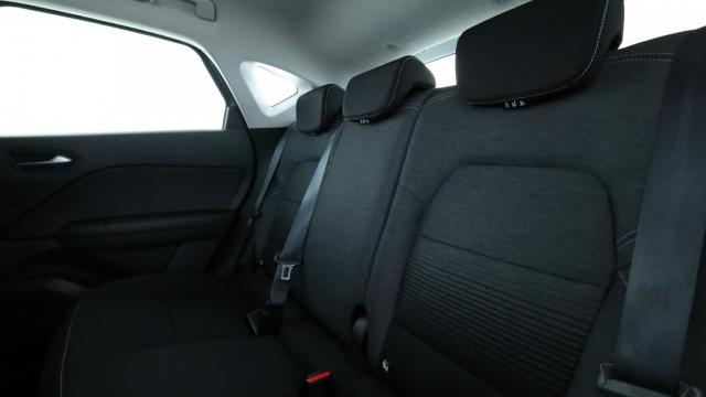 Renault Captur image 1