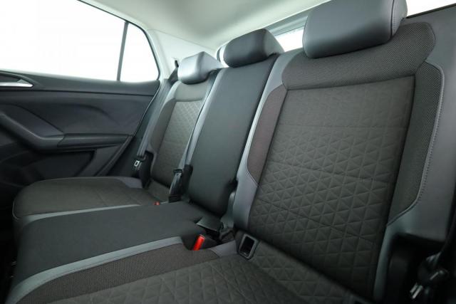 Volkswagen T-Cross image 2