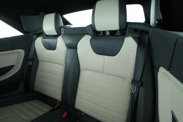 Land Rover Range Rover Evoque image 7