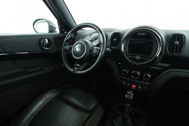 Mini Countryman image 9