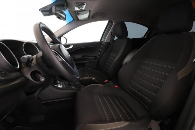 Alfa Romeo Giulietta image 8