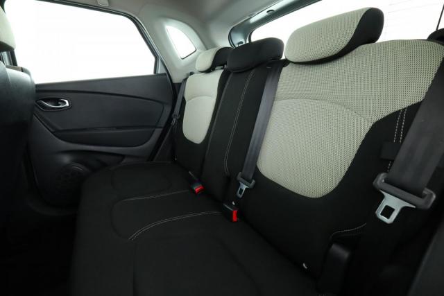Renault Captur image 9
