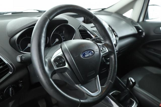 Ford Ecosport image 5