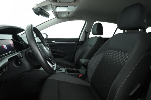 Volkswagen Golf image 6