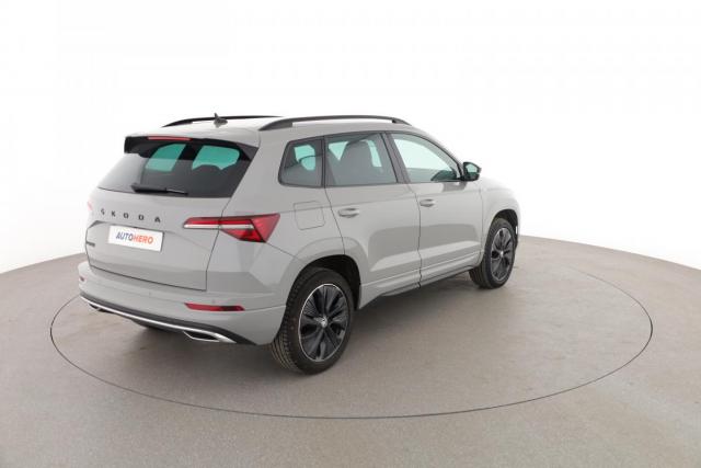 Skoda Karoq image 9