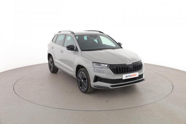 Skoda Karoq image 6