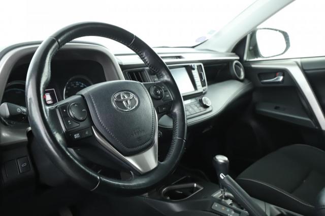 Toyota Rav4 image 5