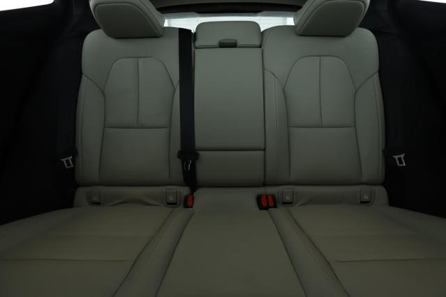 Volvo Xc40 image 7