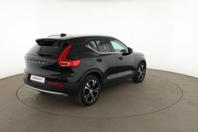 Volvo Xc40 image 4