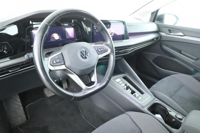 Volkswagen Golf image 9
