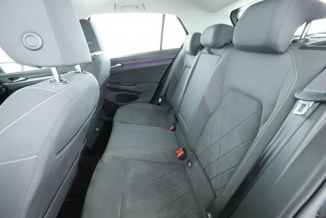 Volkswagen Golf image 5