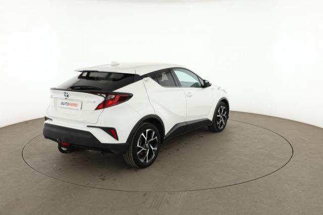 Toyota C-Hr image 6