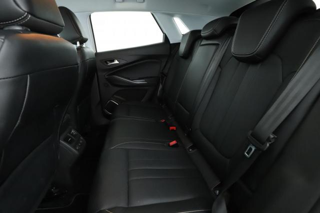 Opel Grandland X image 8