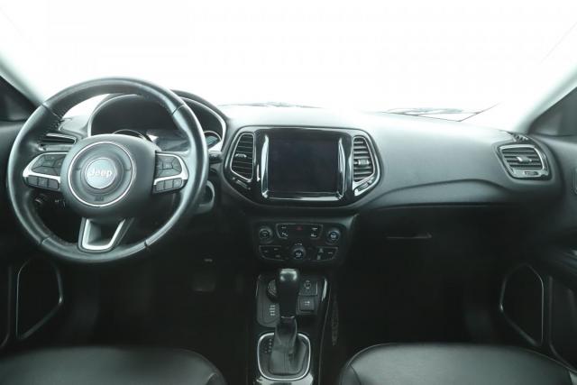 Jeep Compass image 6