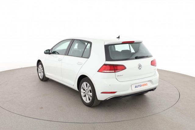 Volkswagen Golf image 3