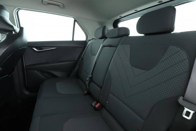 Kia Niro image 4