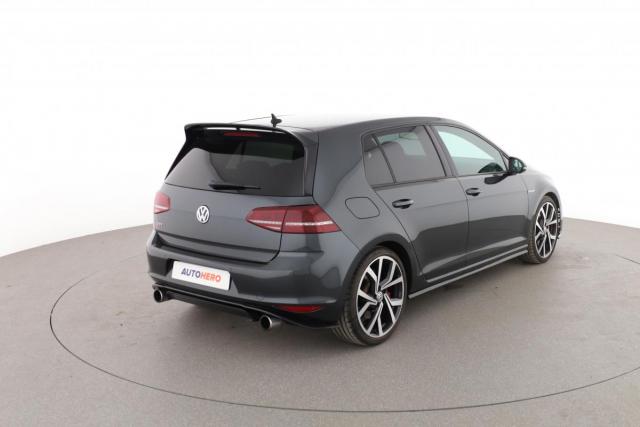 Volkswagen Golf image 5