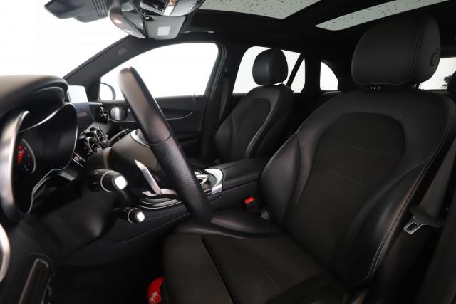 Mercedes Benz Glc image 8