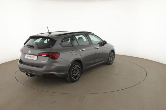 Fiat Tipo image 1