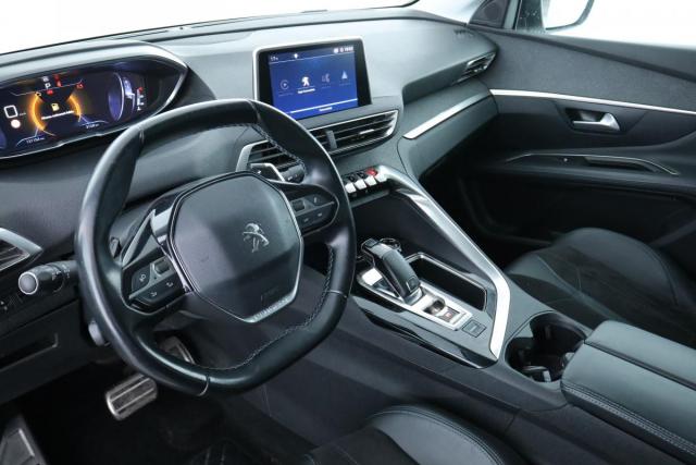 Peugeot 3008 image 3
