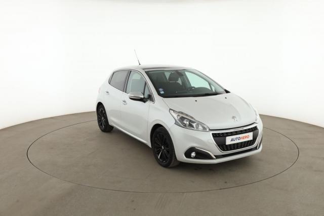 Peugeot 208 image 5