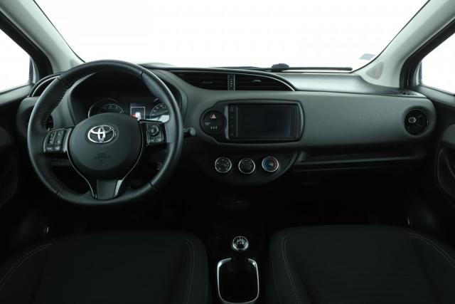 Toyota Yaris image 2