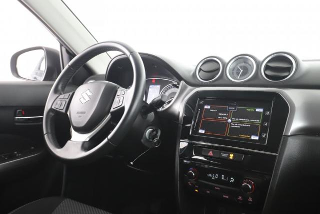 Suzuki Vitara image 4